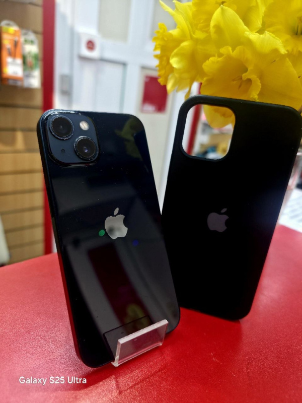 Мобильный телефон Apple iPhone 13