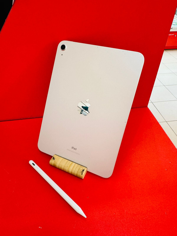 Планшет Apple iPad (10-го поколения) (2022)