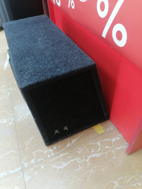 Авто сабвуфер Machete 12