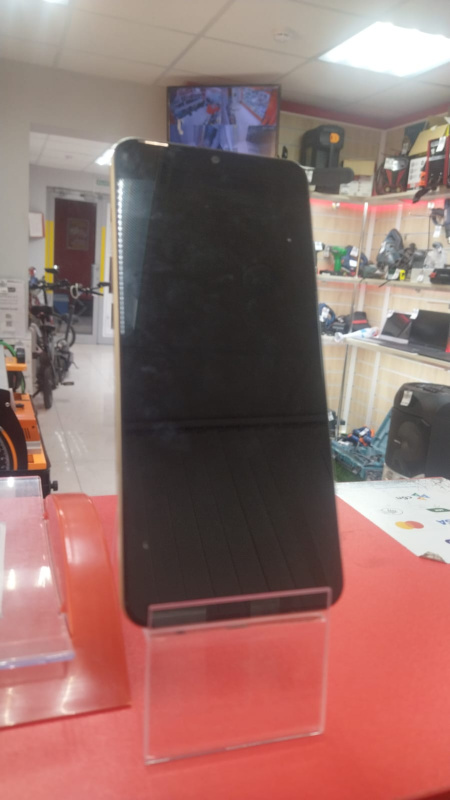 Мобильный телефон Realme С63