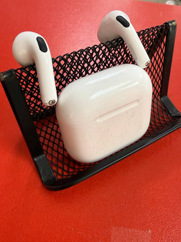 Наушники Apple Airpods 4