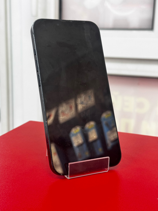 Мобильный телефон Apple iPhone 13