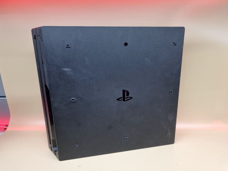 Игровая приставка PlayStation Slim 4