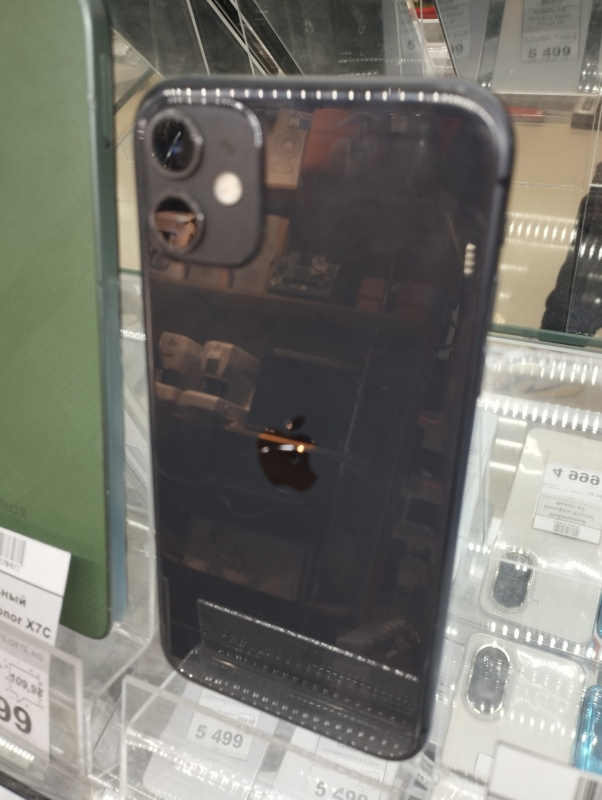 Мобильный телефон Apple iPhone 11