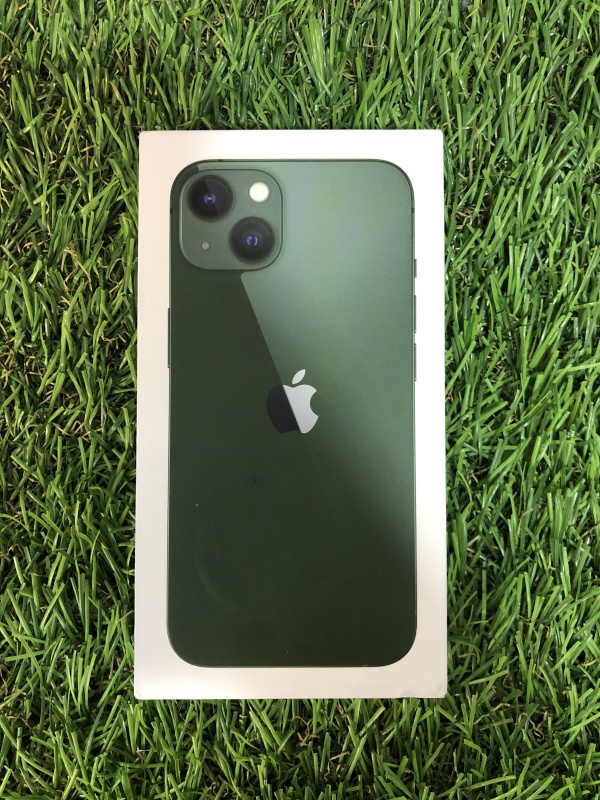 Мобильный телефон Apple iPhone 13