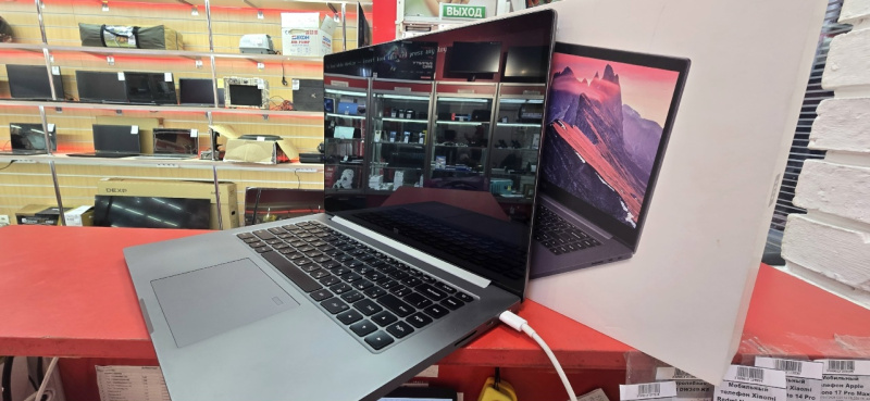 Ноутбук Xiaomi MiNotebook Pro 15.6